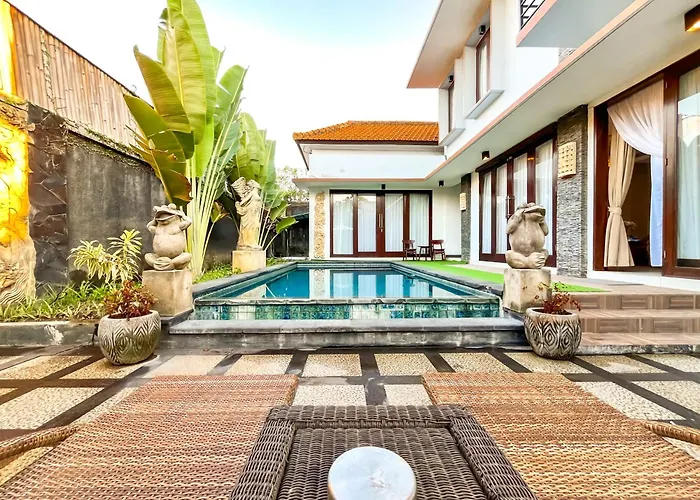 Ratu Deandra By Lensa Hospitality *